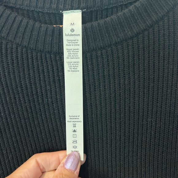 lululemon athletica Black and Gray Crew Neck Sweater - Picture 4 of 7